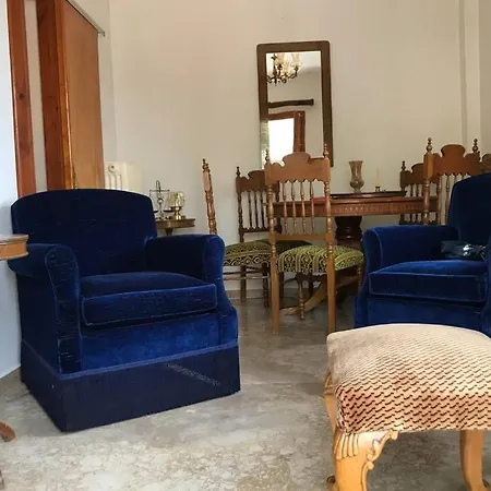 Velia Apartment